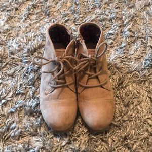Cute taupe booties